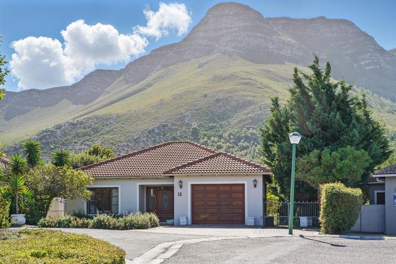 4 Bedroom Property for Sale in Vermont Western Cape